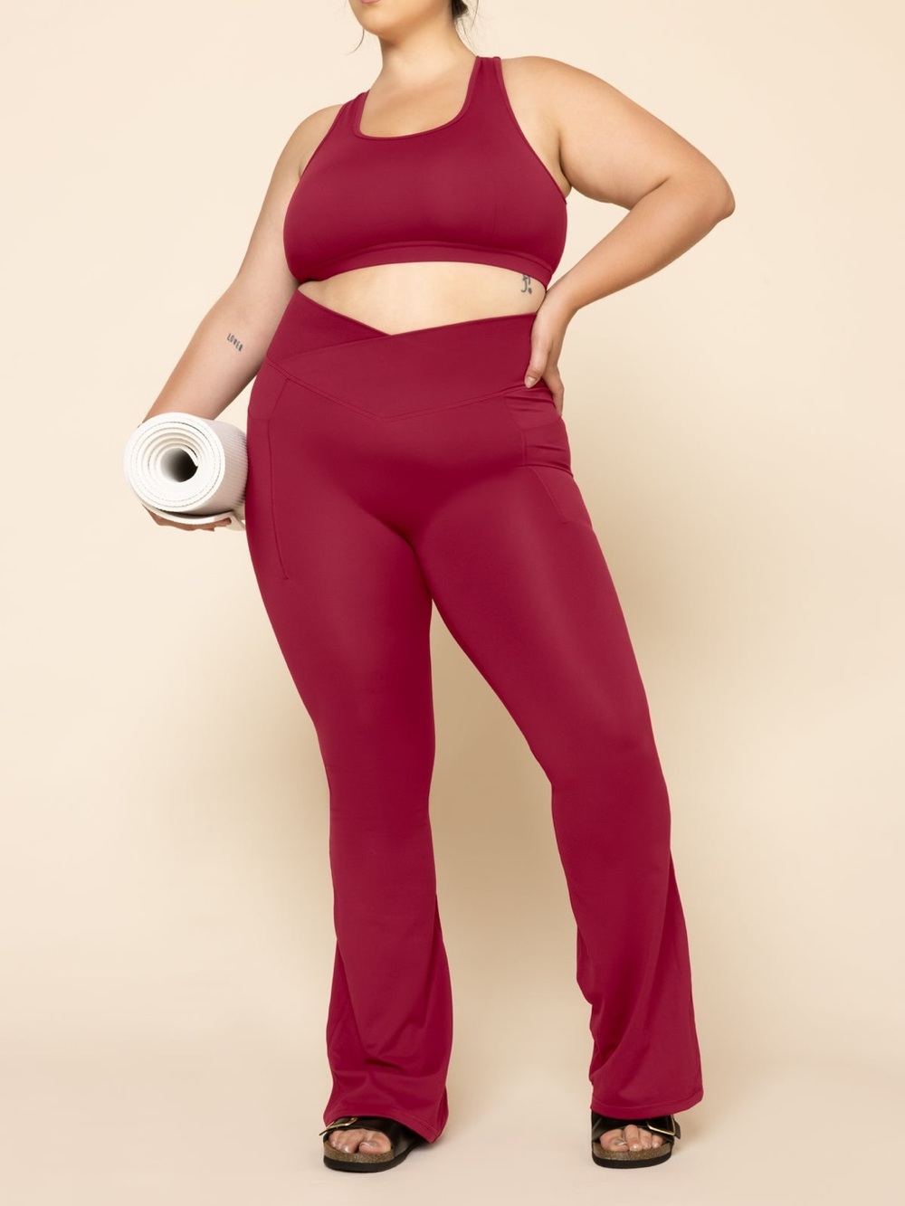 POPFLEX Crisscross Hourglass Flared Leggings 2X Ruby Pockets